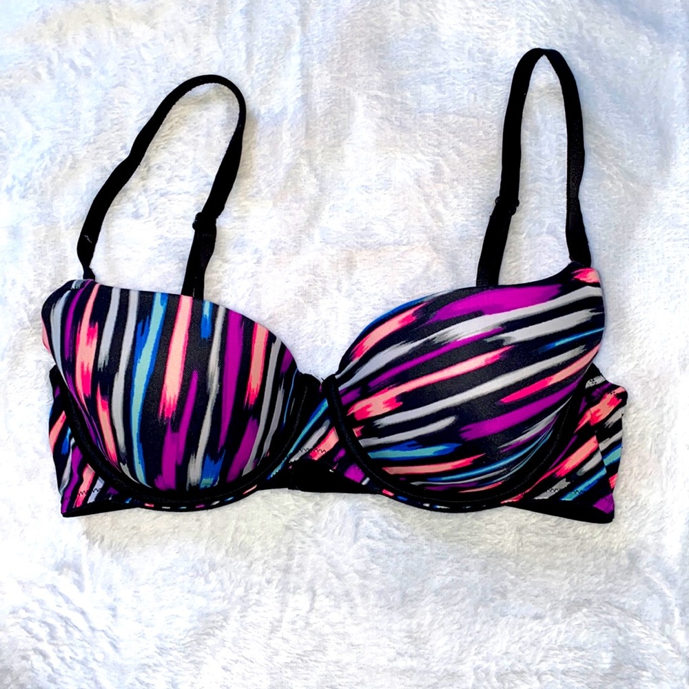 PINK Victoria’s Secret Wear Everywhere Lightly Lined 32C